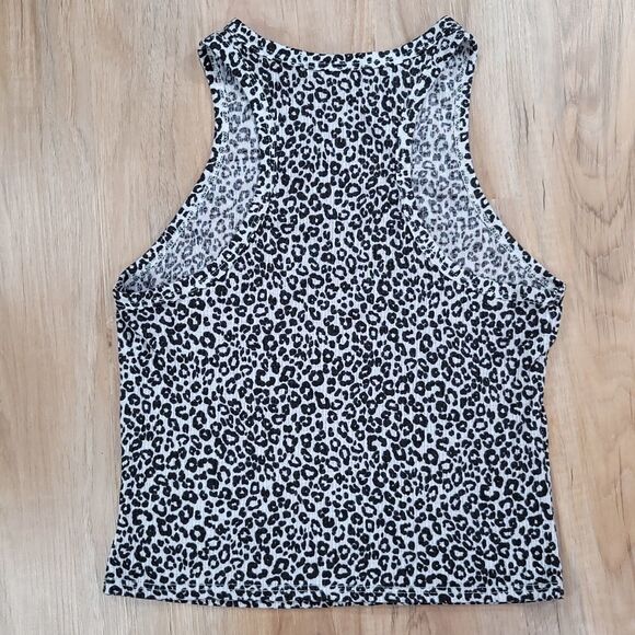 🔹️Gaze Black & Gray Leopard Print Racerback Crop Tanktop Medium - Picture 2 of 7